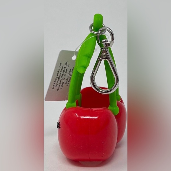 🆕🍒 BATH & BODY WORKS LIMITED EDITION “CHERRY PALS” POCKETBAC HOLDER. BRAND NEW! - Picture 8 of 8